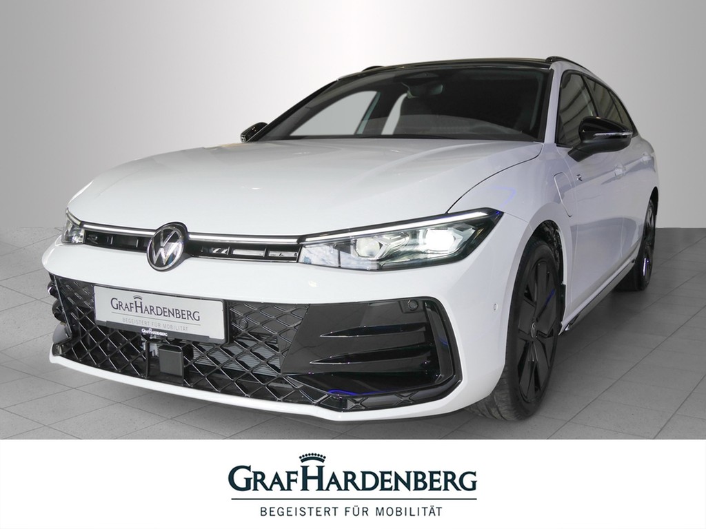 Volkswagen Passat 1.5 eHybrid OPF DSG R-Line AHK