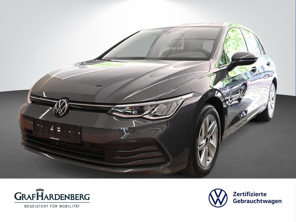 Volkswagen Golf VIII Lim 1.5 TSI Life PDC Kamera LED