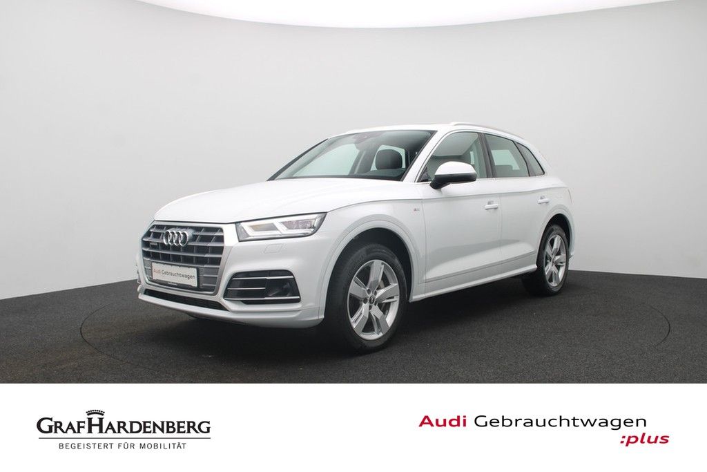 Audi Q5 50 TFSI e quattro . LED Navi B&O AHK Pano