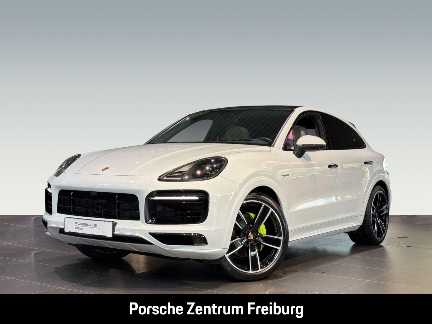 Porsche Cayenne E-Hybrid Coupe Platinum Edition Head-Up