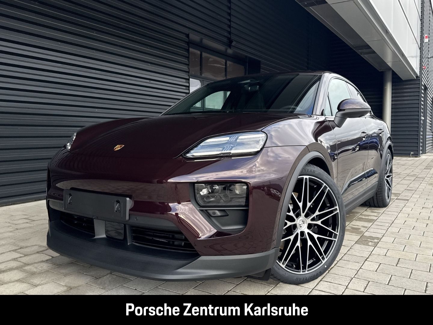 Porsche Macan 4S LED-Matrix Panoramadach Luftfederung