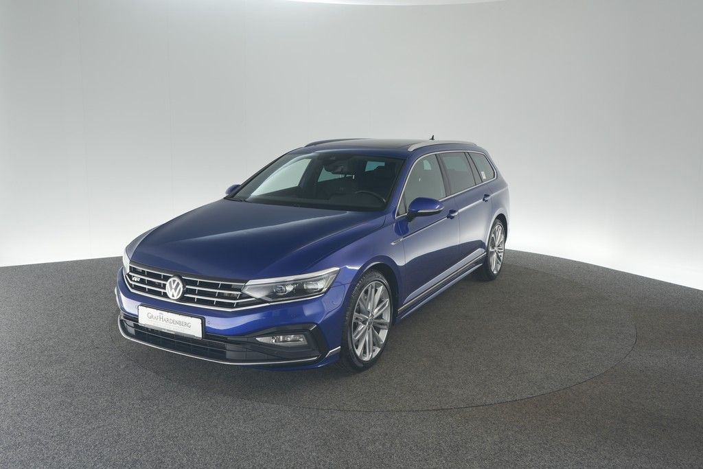 Volkswagen Passat Variant 2.0 TDI 4M DSG Elegance Pano AHK