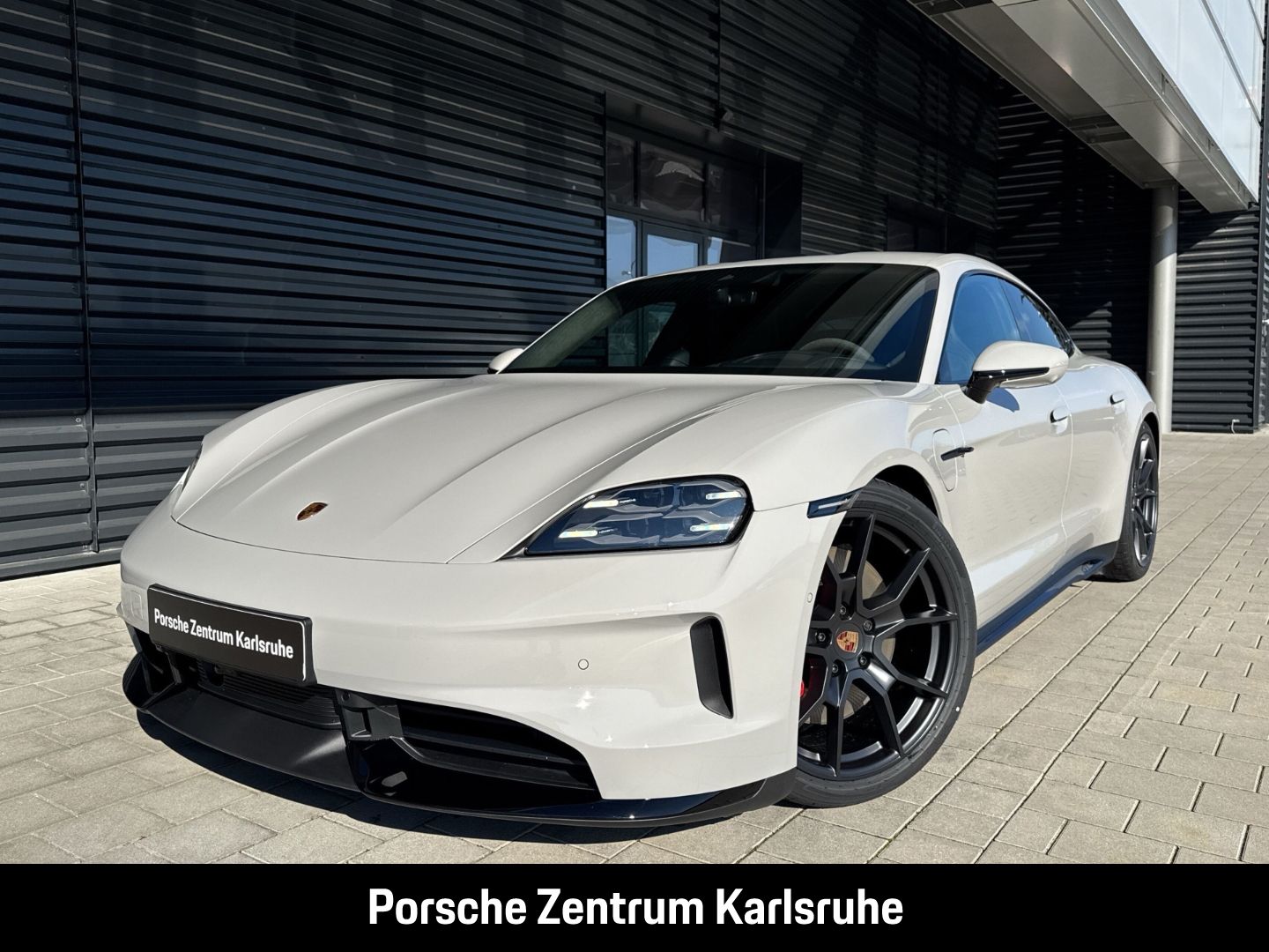 Porsche Taycan GTS BOSE InnoDrive Rückfahrkamera LED