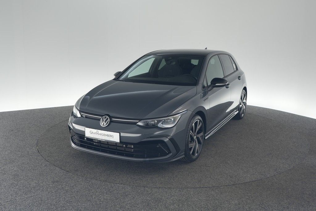 Volkswagen Golf VIII 1.5 TSI DSG R-Line ACC Pano Navi DAB+