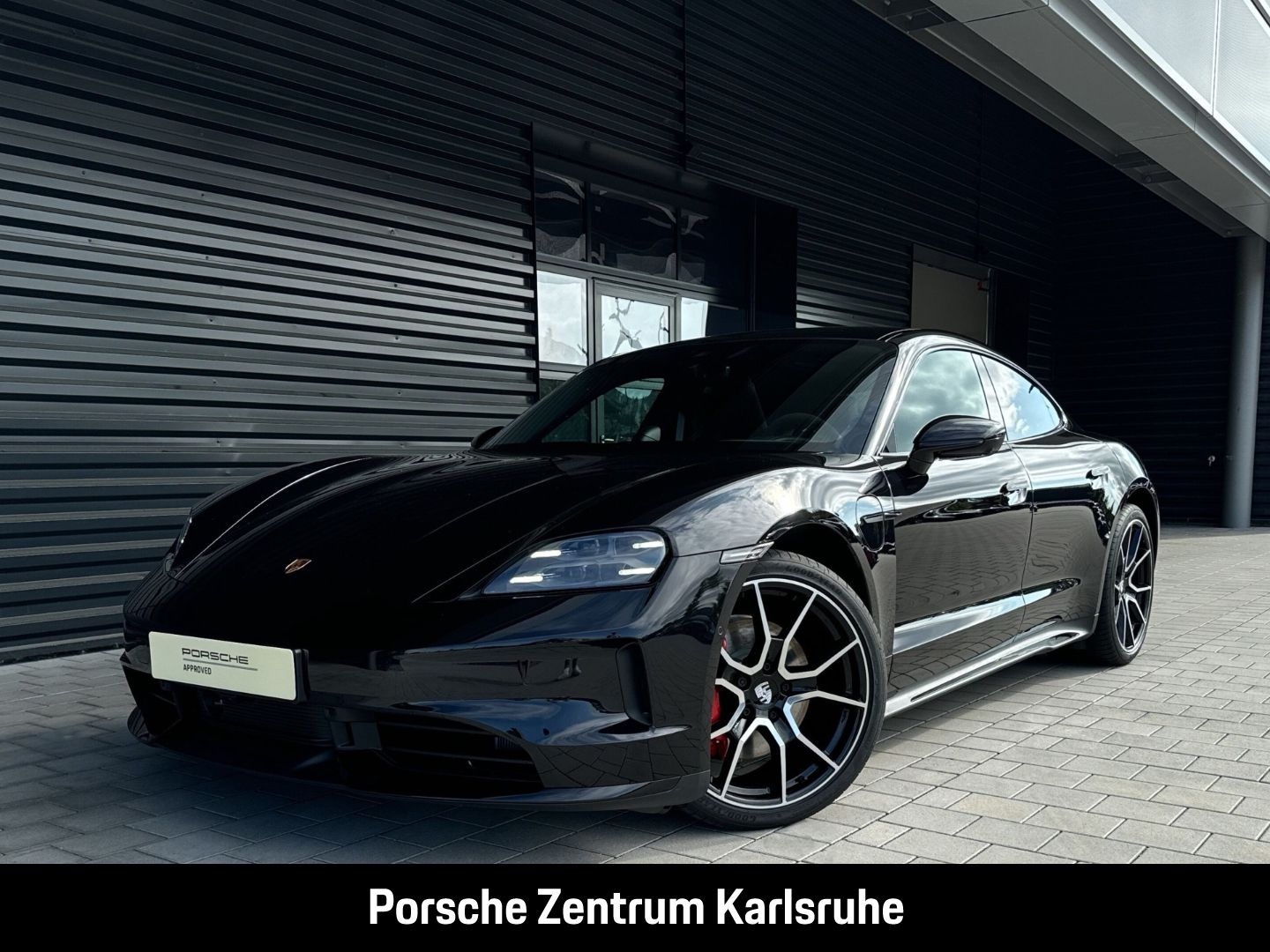 Porsche Taycan 4S SportDesign Paket HD-Matrix HA-Lenkung