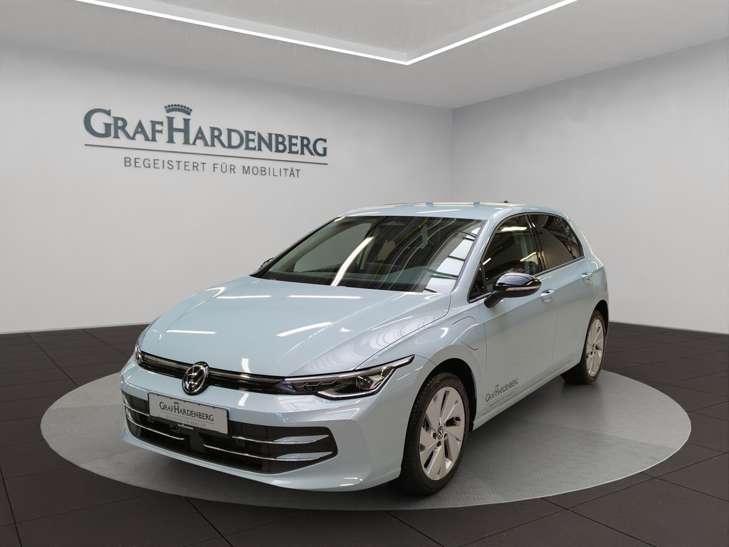 Volkswagen Golf 1,5 eHybrid DSG Life ACC Kamera AHK Navi