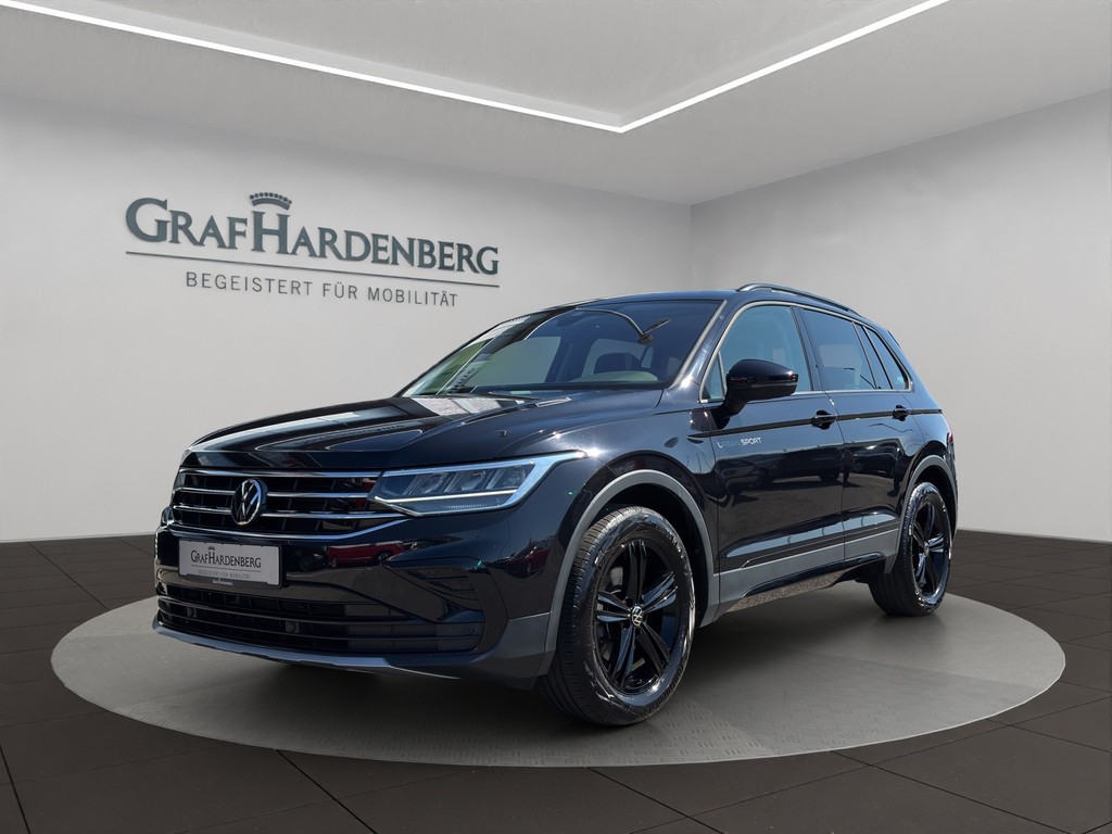 Volkswagen Tiguan 2.0 TDI DSG Urban Sport PANO ACC PDC