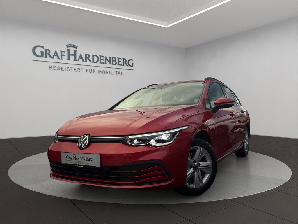 Volkswagen Golf VIII Variant 1.0 TSI Life ACC LHZ HuK