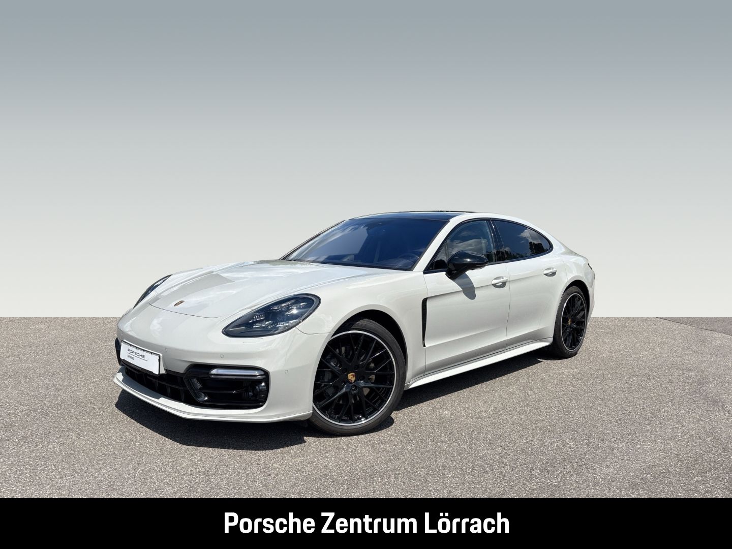 Porsche Panamera 4S Burmester Sportabgasanlage Panorama