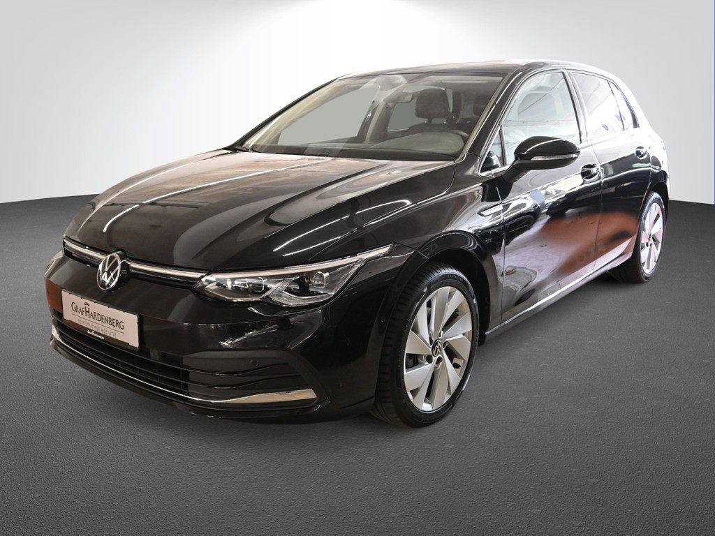 Volkswagen Golf VIII Lim 1.5 TSI Style LED PDC Kamera SzHzg