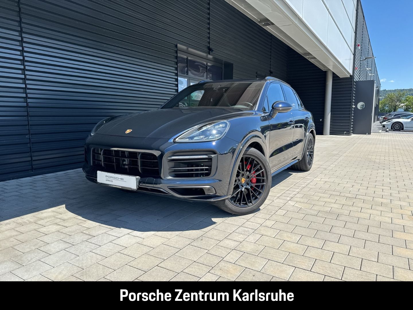 Porsche Cayenne GTS Moonlightblue BOSE Panoramadach LED