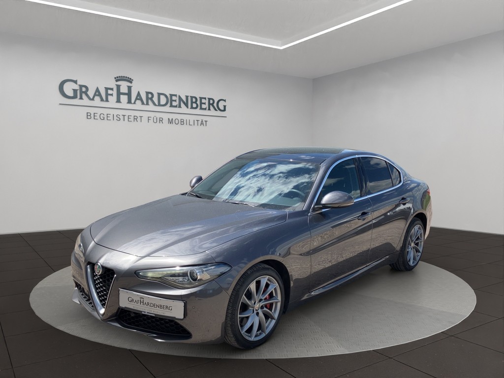 Alfa Romeo Giulia 2.0 Turbo Automatik Super