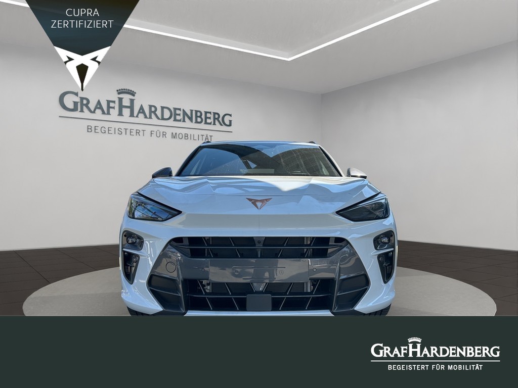 Cupra Terramar 1.5 e-HYBRID DSG 200 kW VZ AHK Vorber. / Intelligent Drive Paket XL / uvm.
