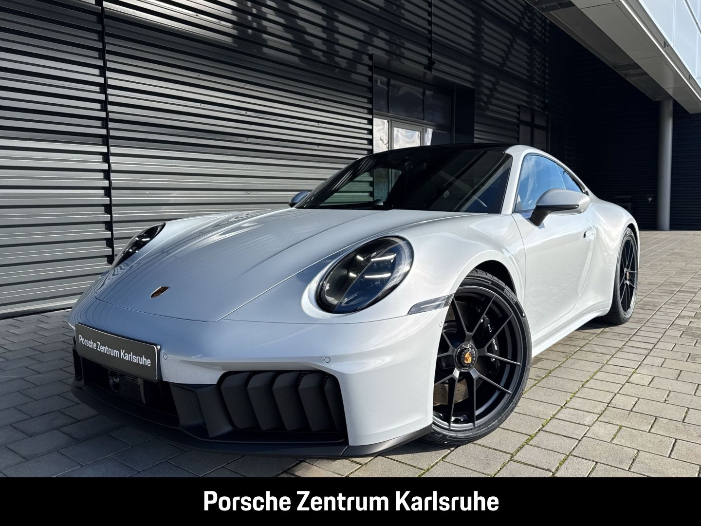 Porsche 992 911 Carrera 4 GTS Liftsystem-VA InnoDrive