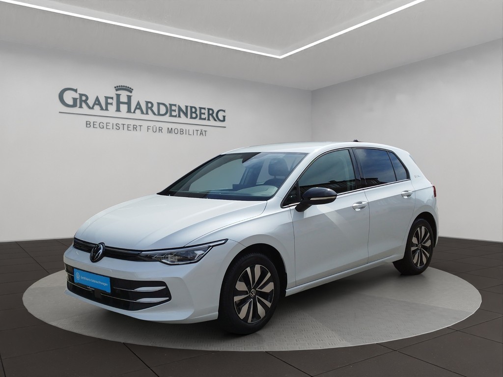 Volkswagen Golf VIII 1.5 TSI Life ACC Navi AHK