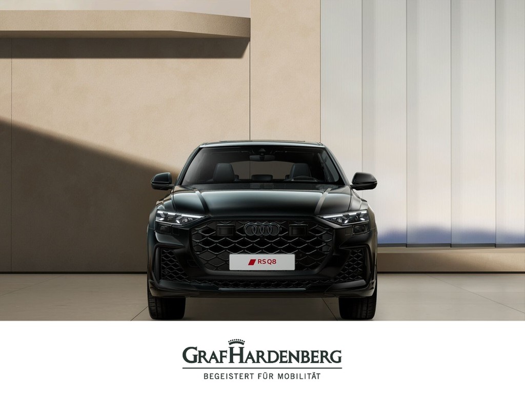 Audi RS Q8 SUV performance