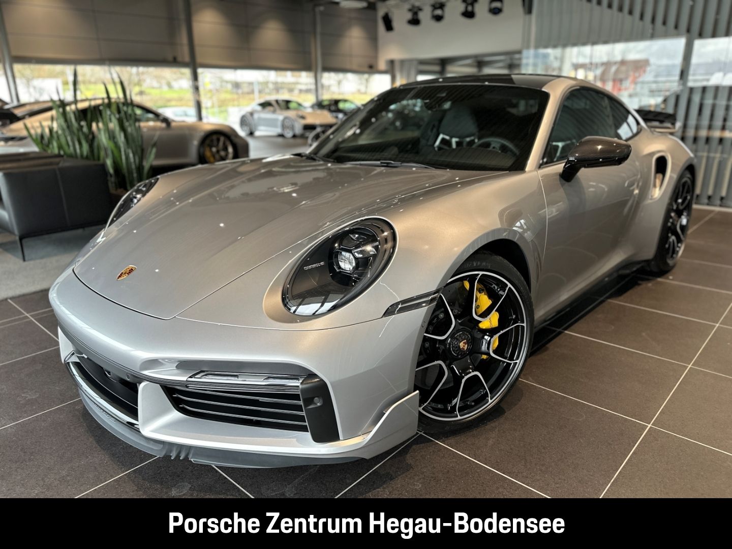 Porsche 992 (911) Turbo S/Leichtbau-Paket/Carbon/PASM (-