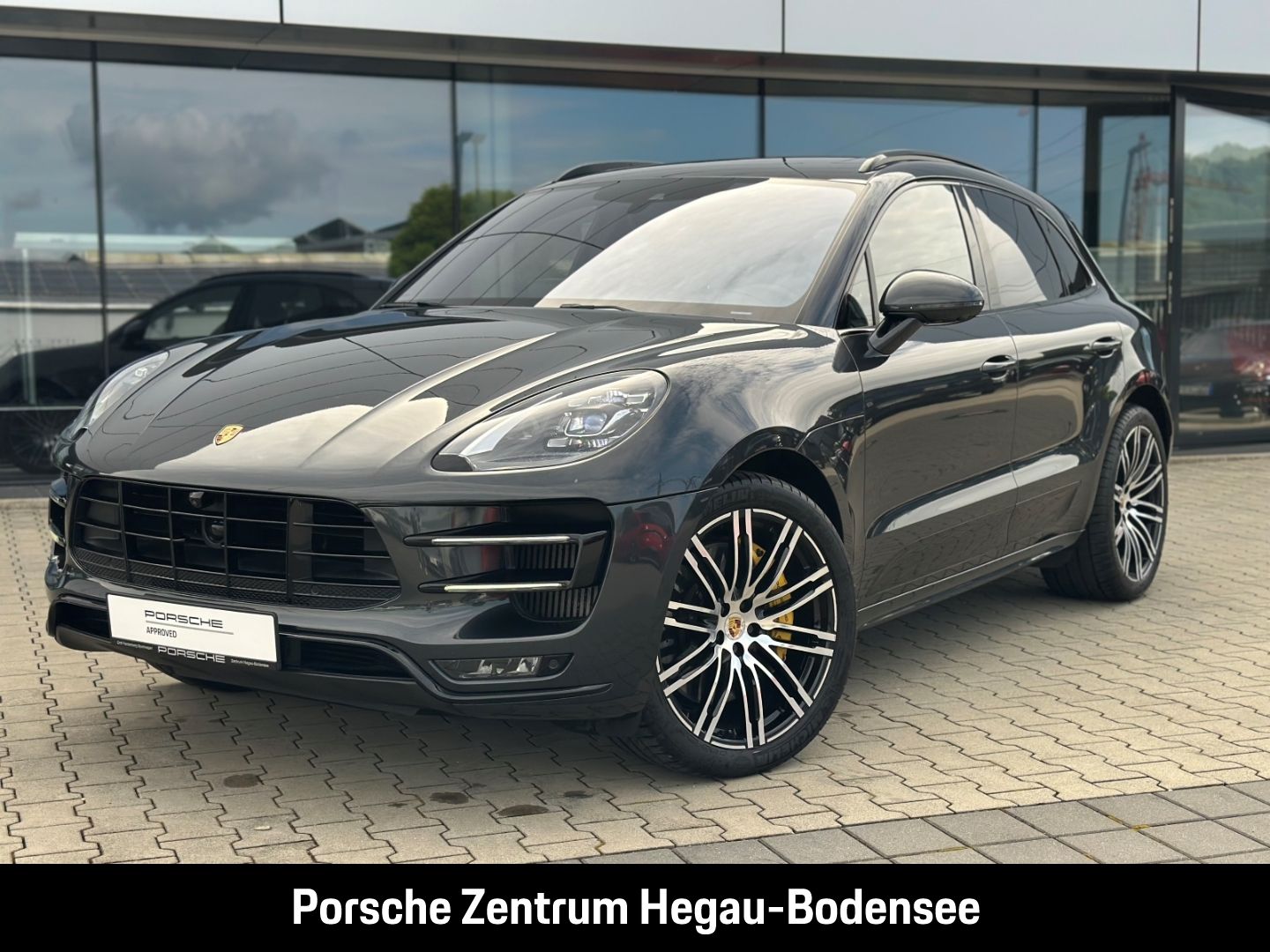 Porsche Macan Turbo Performance/PCCB/PDLS+/PASM/PTV Plus