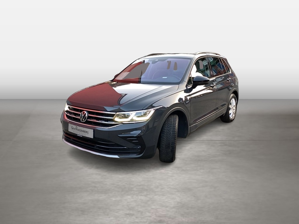 Volkswagen Tiguan UrbanSport 1.5 TSI DSG Navi AHK MatrixLED