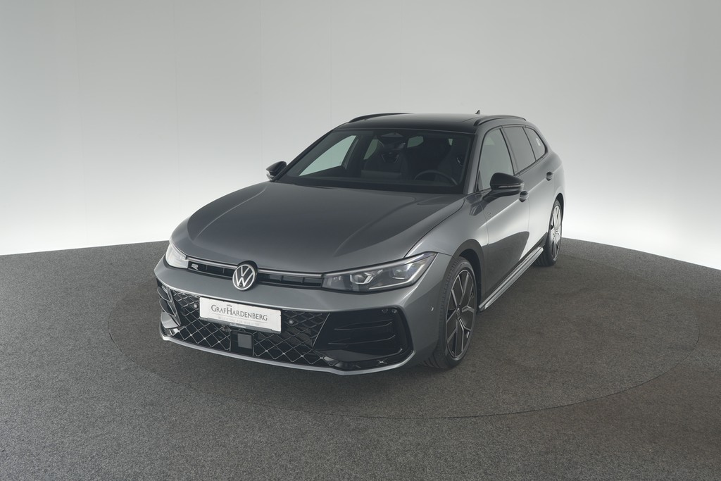 Volkswagen Passat Variant 2.0 TSI 4M. DSG R-Line AHK Head-up Display