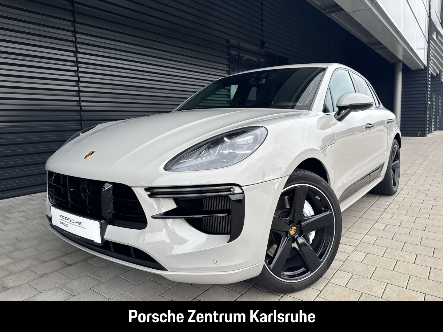 Porsche Macan Turbo Sportabgasanlage Luftfederung 21-Zol