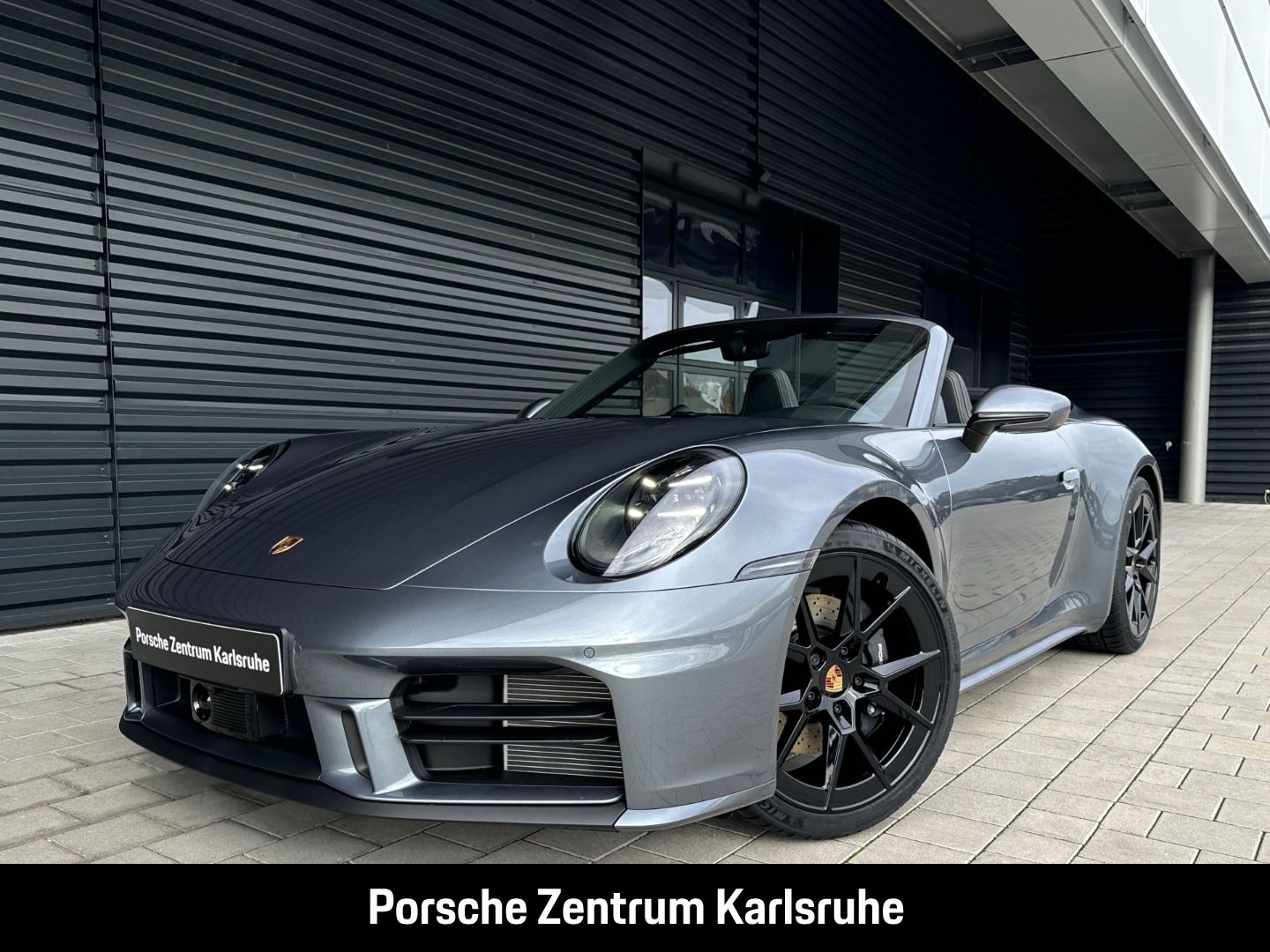 Porsche 992 911 Carrera Cabrio Sportabgasa Surround-View