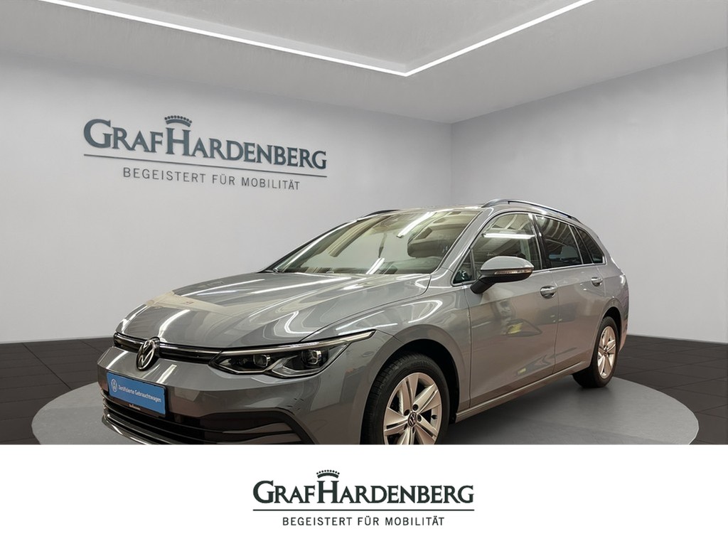 Volkswagen Golf VIII Variant 1.5 TSI DSG Life Matrix ACC