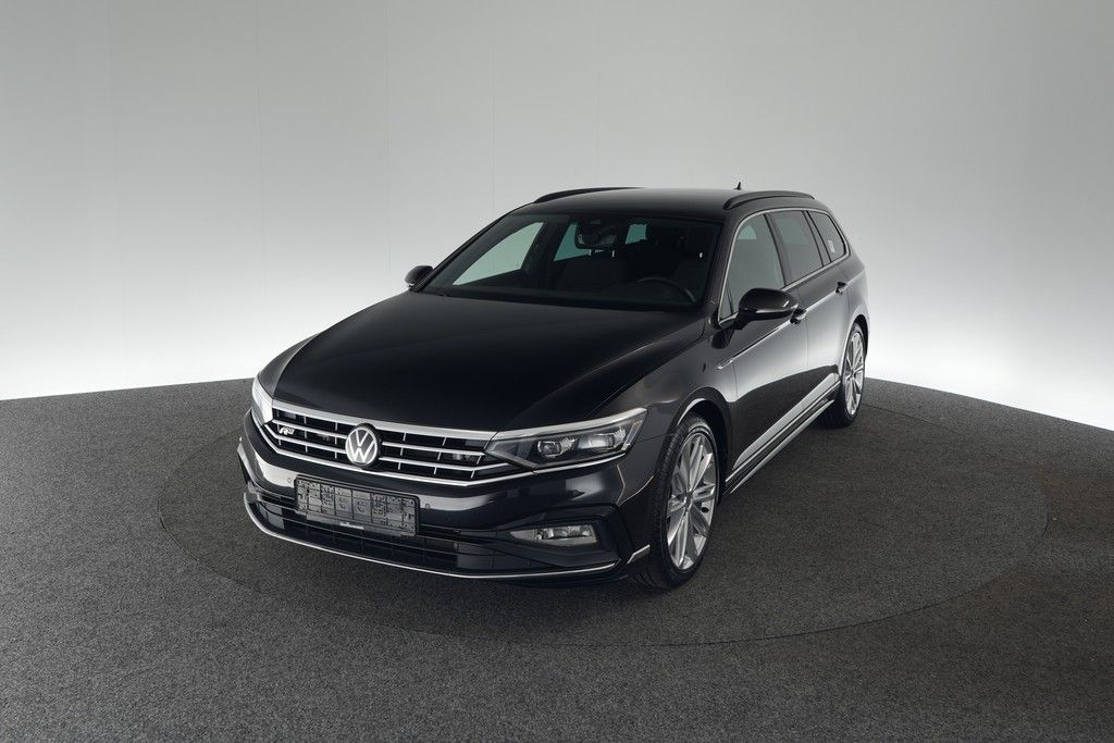 Volkswagen Passat Variant R-Line Business TDI DSG Navi AHK