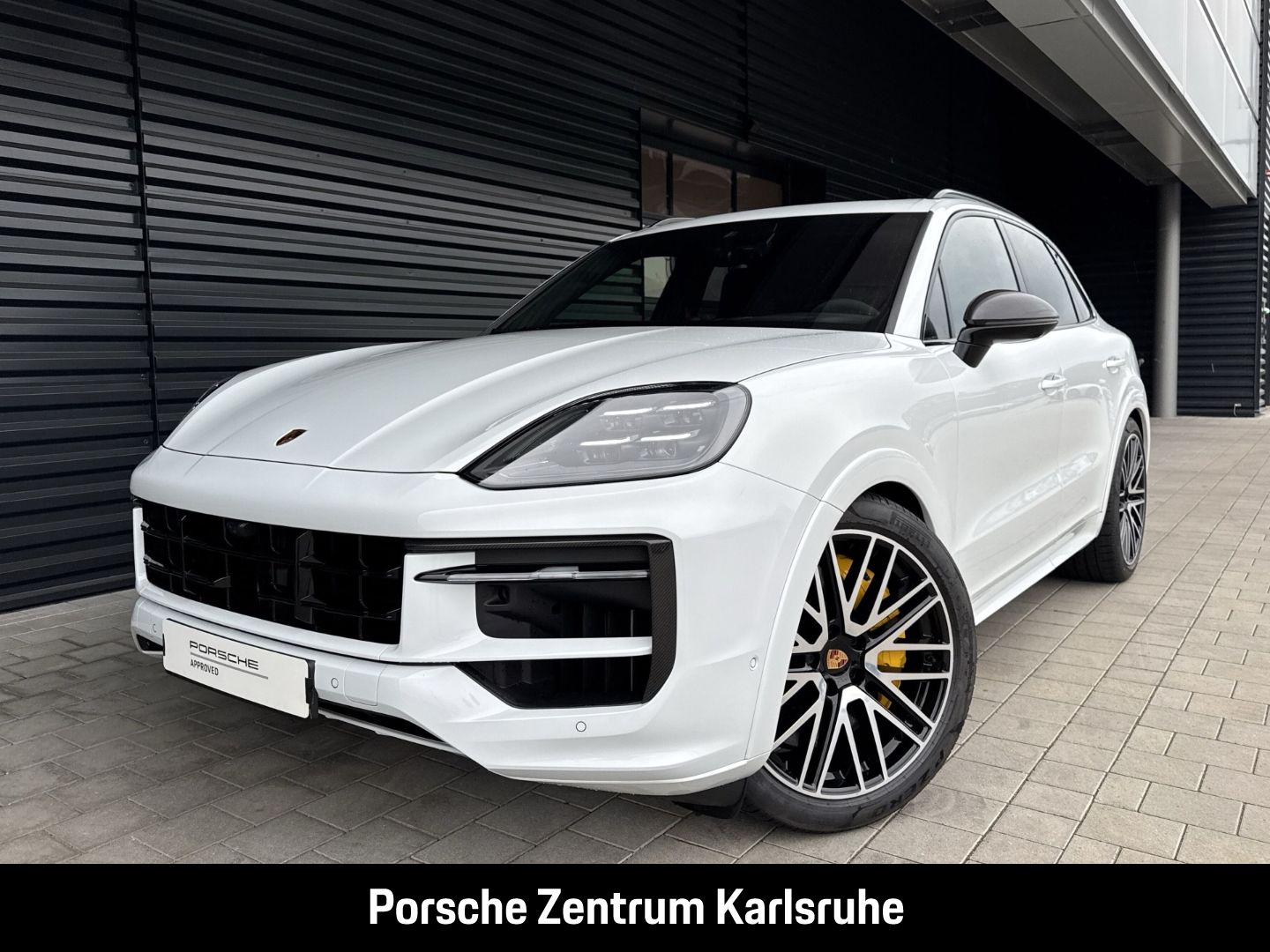 Porsche Cayenne GTS Burmester Sportabgas Luftfederung