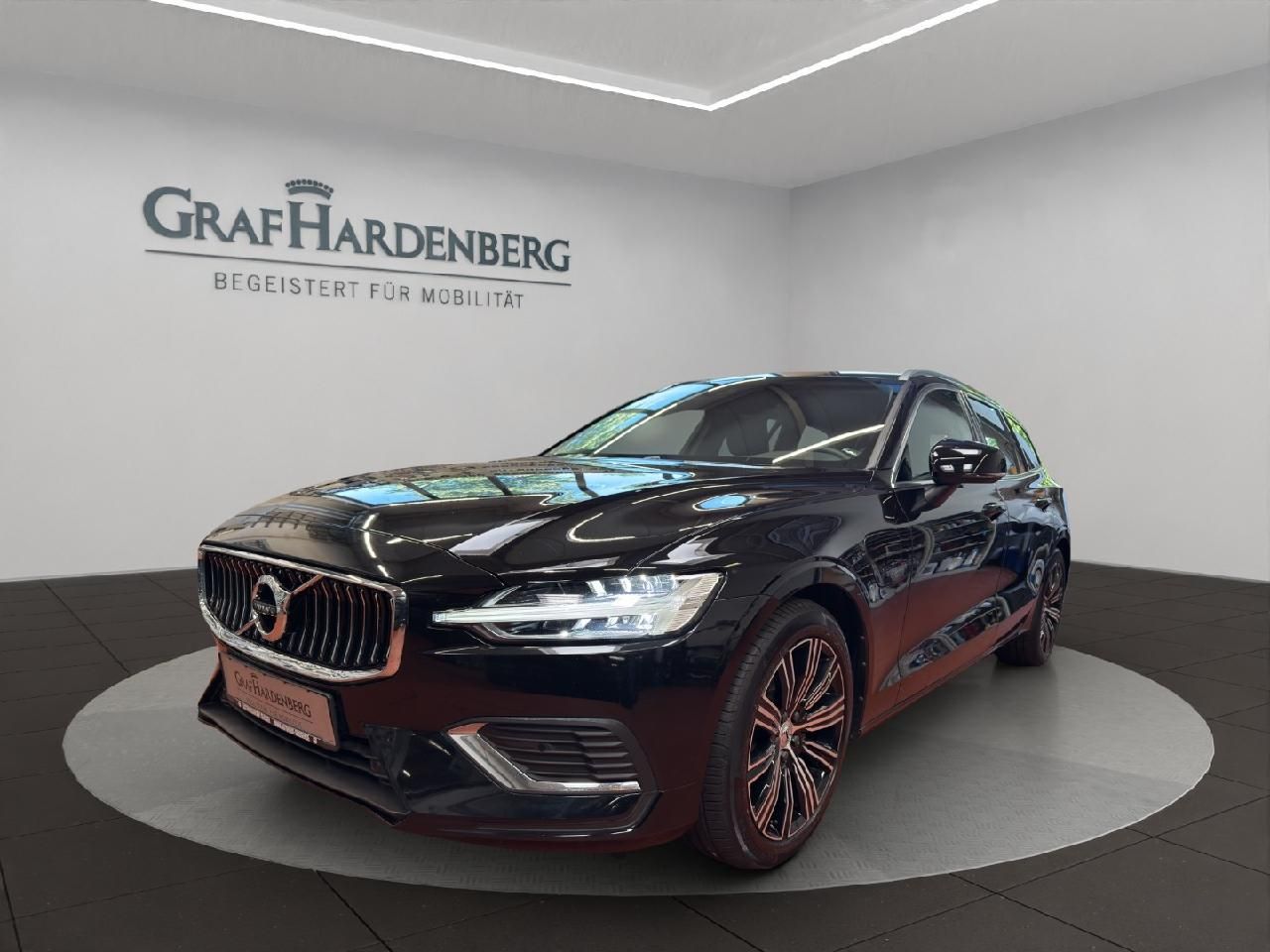 Volvo V60 Kombi Core Recharge Plug-In Hybrid AWD