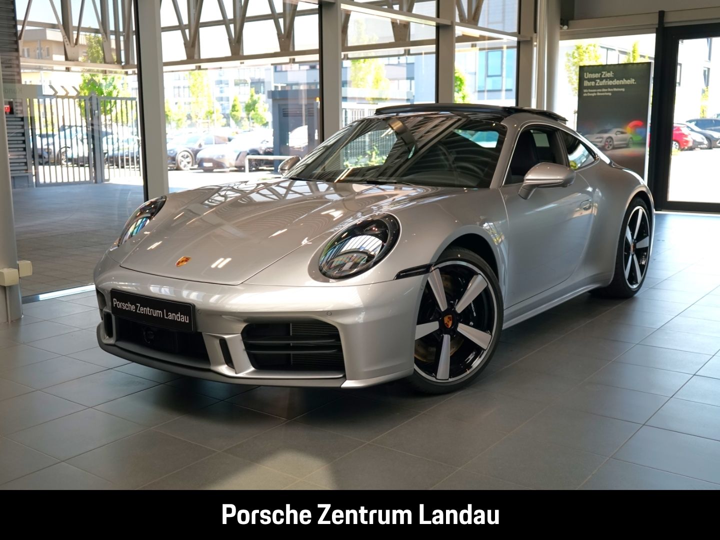 Porsche 992 911 Carrera S BOSE Sportabgasanlage LED