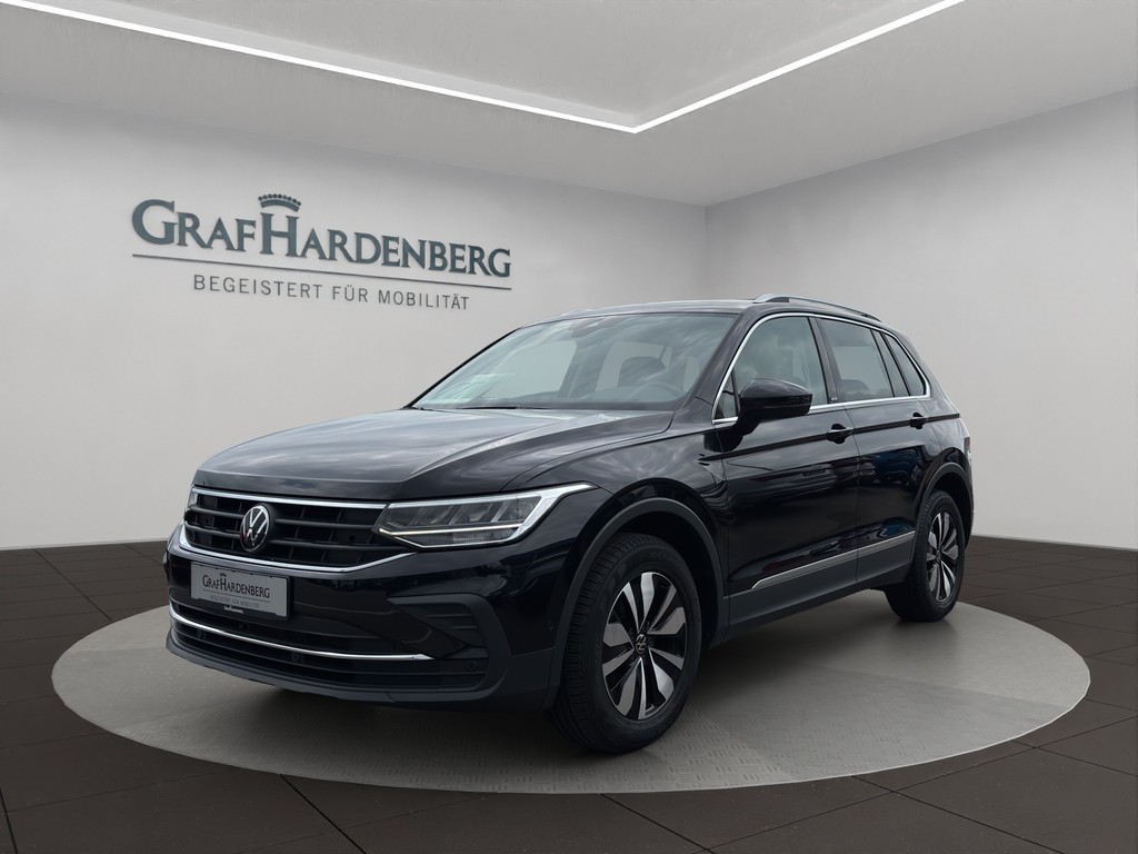 Volkswagen Tiguan 2.0 TDI DSG Move ACC RFK NAVI LED