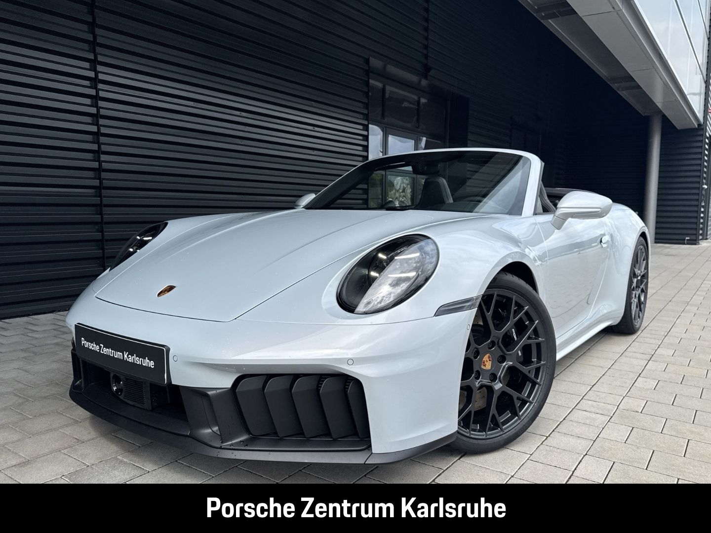 Porsche 992 911 Carrera 4 GTS Cabriolet BOSE HA-Lenkung