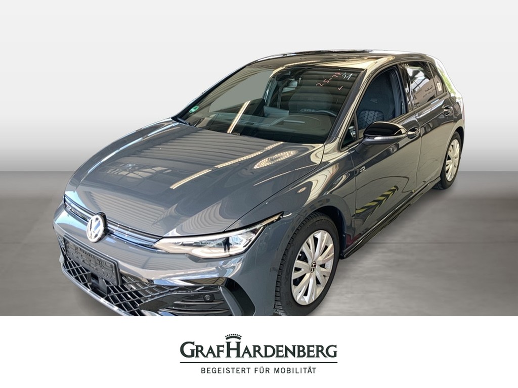 Volkswagen Golf VIII 1.5 eTSI DSG R-Line Kamera Navi AHK