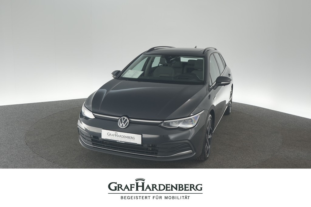 Volkswagen Golf VIII Variant 2.0 TSI DSG Style ACC Matrix